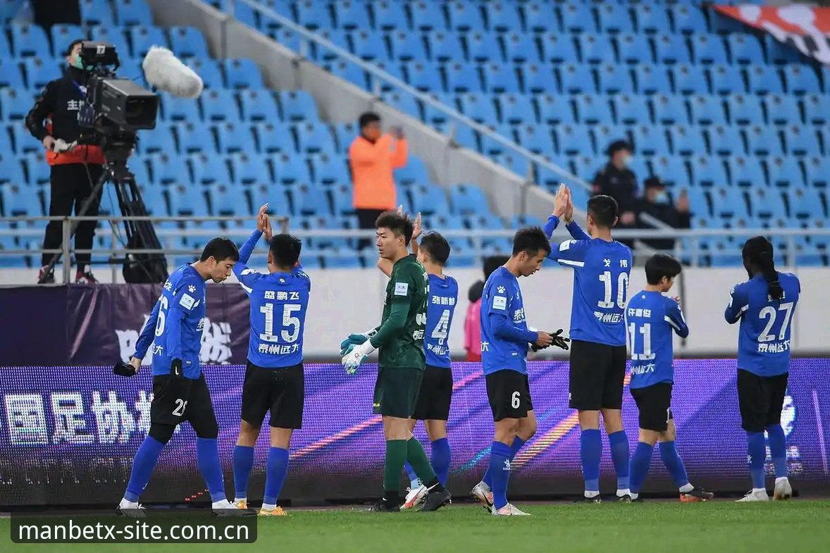 终身禁足vs五年禁赛：足协第三批名单公布，manbetx官网用户如何解读